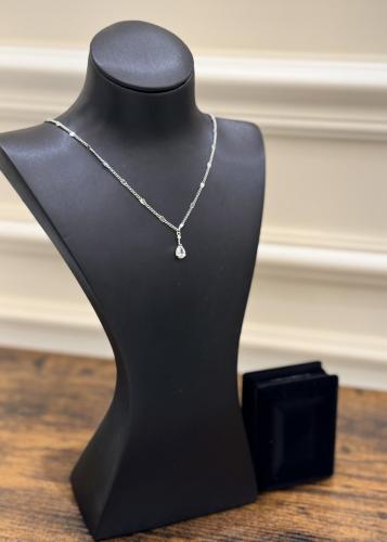 قلادة سواروفسكي