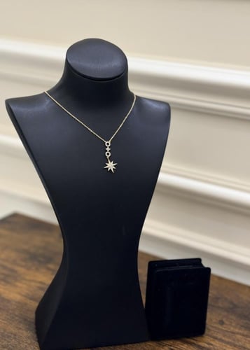 قلادة دقة ألماس