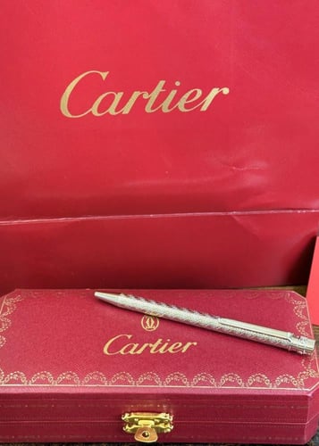 قلم كارتير مع الملحقات