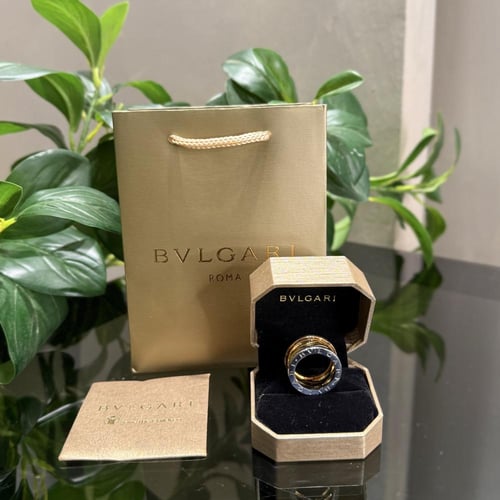 خاتم BVLGARI مع الملحقات