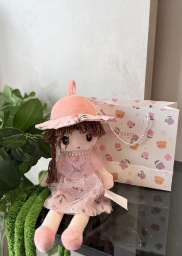 دمية pink