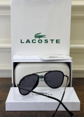 نظارة LACOSTE مع الملحقات