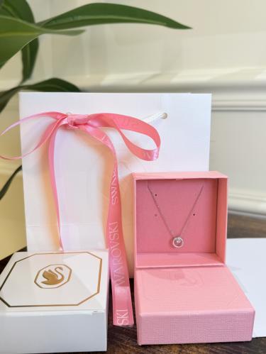 قلادة سواروفسكي مع الملحقات