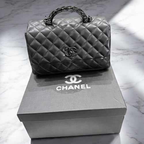 شنطة شانيل مع الملحقات