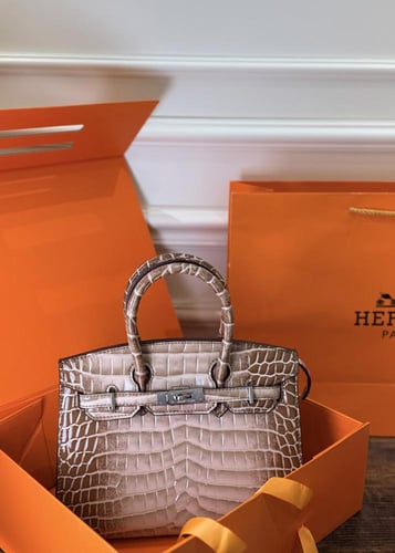 شنطة HERMES فخمة مع الملحقات