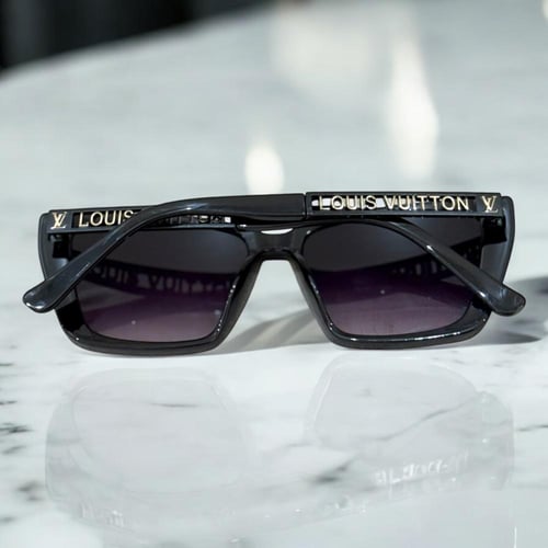 نظارة LV مع الملحقات