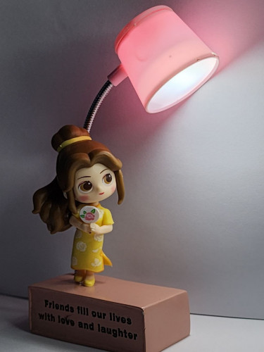 تحفة(بيلا)مع إضاءة تشتغل بالبطارية