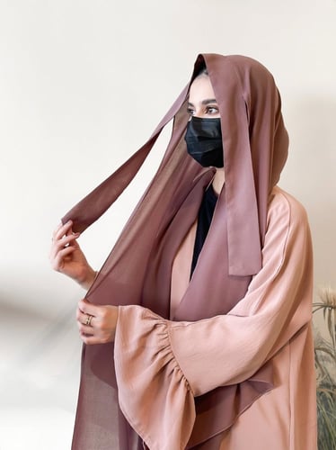 طرحة ربط ثابتة ( لحمي )