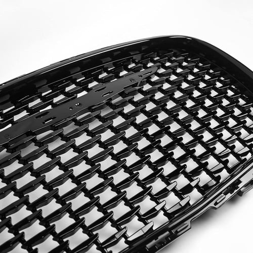 شبك صدام امامي كرايسلر 2015 C300 علوي