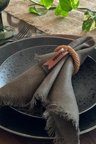 منديل لنن -زيتي