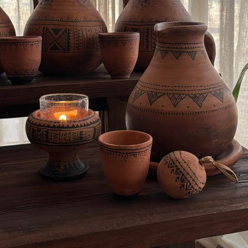 قاعدة شمعه منقوشه