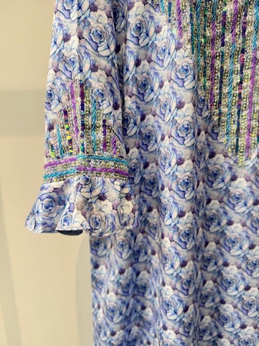 حرير مُطرز بالشك باليد