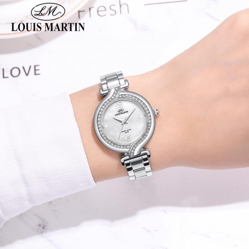 ساعة نسائية من لويس مارتن اللون الفضي