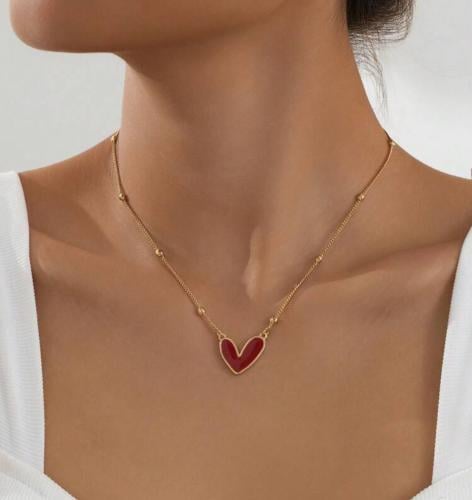 سلسلة قلادة قلب احمر