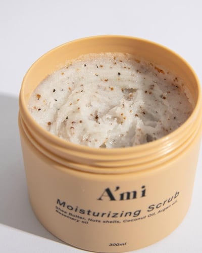 مقشر مرطب للجسم ايمي | A'MI