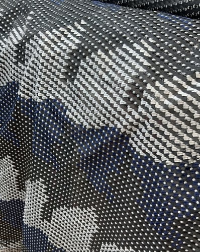 #28 ( توفرت بقماش مشابه الفرق جدا بسيط )