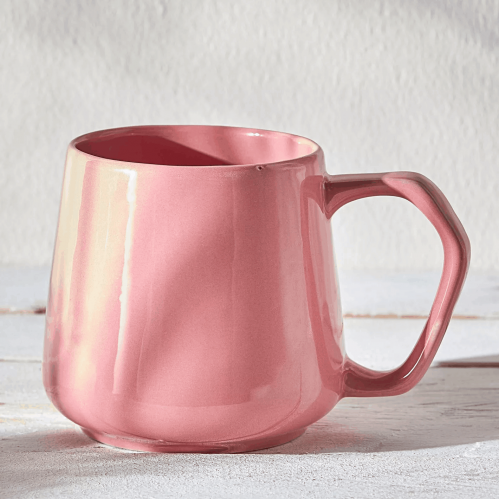 كوب سيراميك وردي لامع