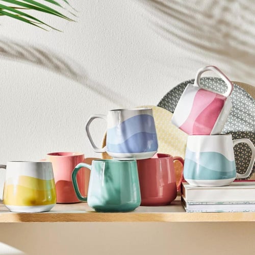 كوب سيراميك وردي مموج