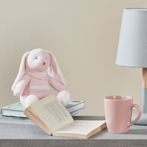 كوب خزف وردي