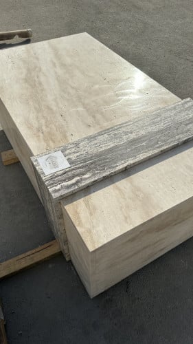 طاوله ب تصميم بوكس