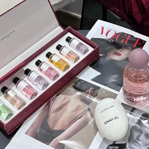 مجموعة ديور 8 عطور