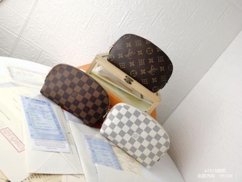 شنطة لويس فيتون LV ماستر كواليتي