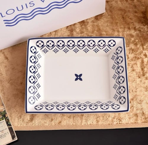 صحن لويس فيتون