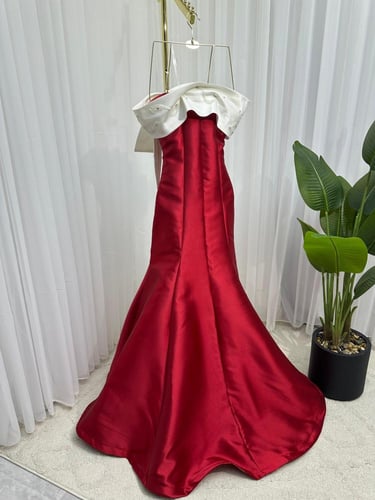 فستان إليورا