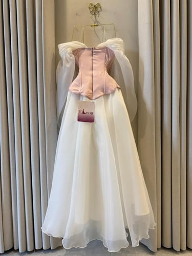 فستان أوريليا