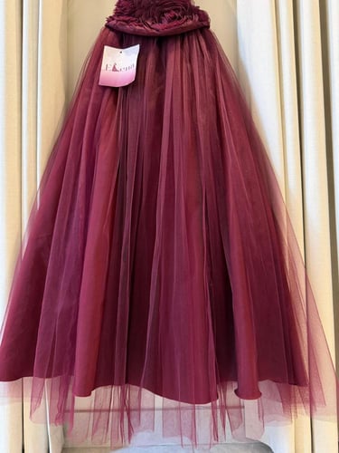 فستان روزة عنابي