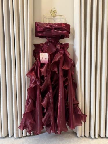 فستان لمسه عنابية