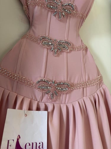 فستان روز كورسية