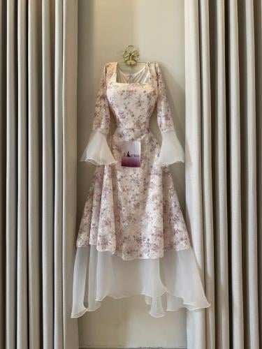 فستان ليال الورد