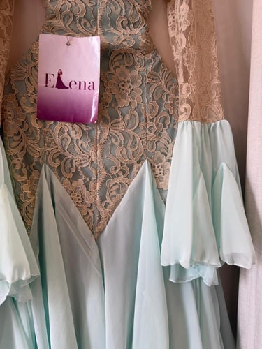 فستان فيروز الندى