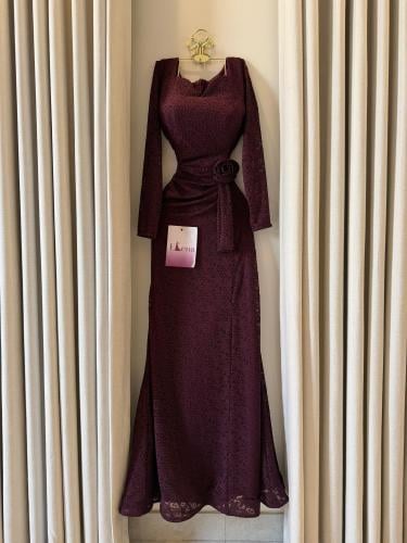 فستان روزا الدانتيل