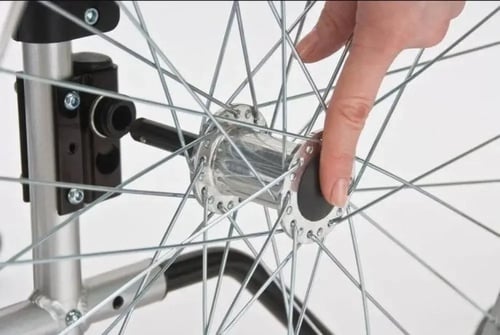 كرسي متحرك المونيوم مقاس 20 انش 957LQ-51