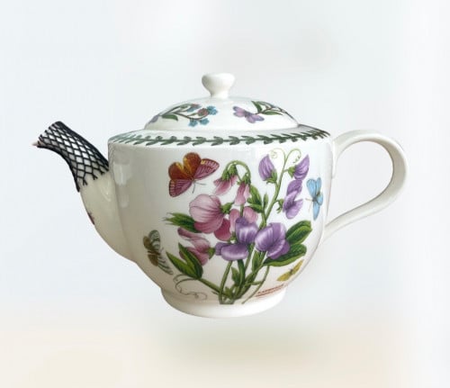 ابريق الشاي الحدائق الانجليزية