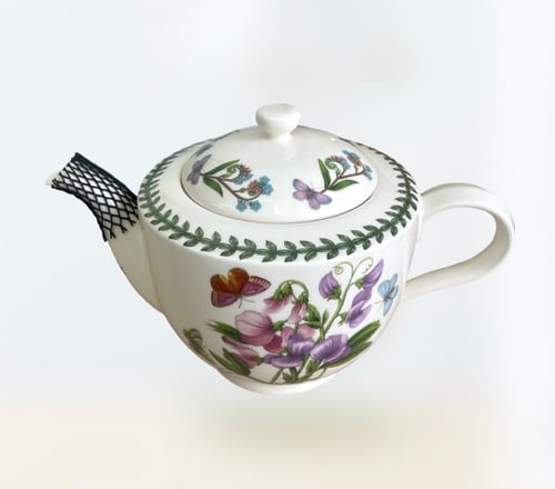 ابريق الشاي الحدائق الانجليزية