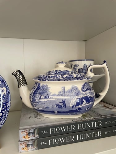 ابريق سبود الأزرق