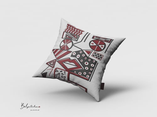 مخدة Timeless - P12