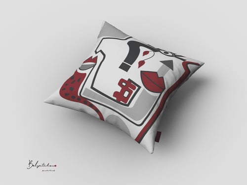 مخدة Red Whisper - P10