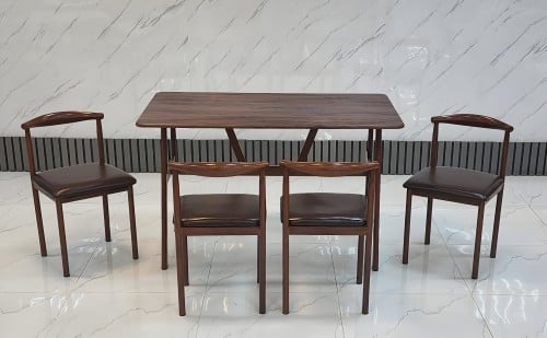 طاولة طعام فاخرة مع 4 كراسي أنيقة