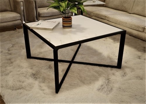 طاولة قهوة رخام مصممة لتدوم لفترة طويلة