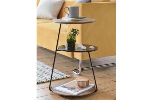 طاولة جانبية