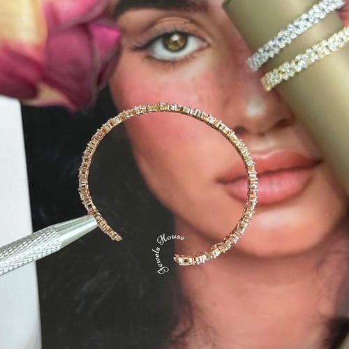 طقم من ٣ اساور مطلية ومرصعة بالألماس الصناعي