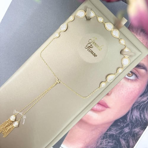 طقم عقد بوشرون مطلي ومرصع بالألماس الصناعي