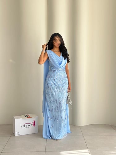 فستان اسماء