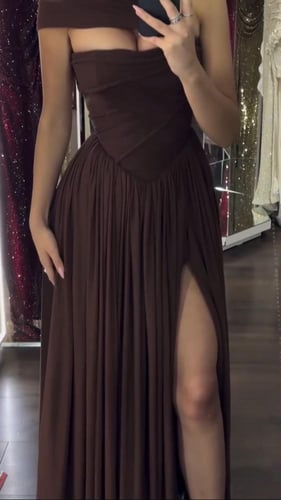 فستان بني ناعم راقي