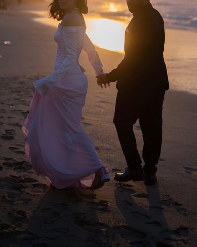 فستان حنان الوردي خامه تفته استرتش معى شيفون