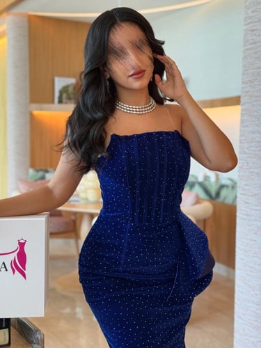 فستان نجلاء